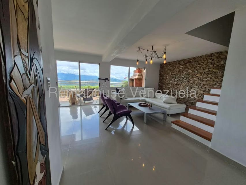 Townhouse (Duplex) en Venta en Loma Linda, Distrito Metropolitano - 3