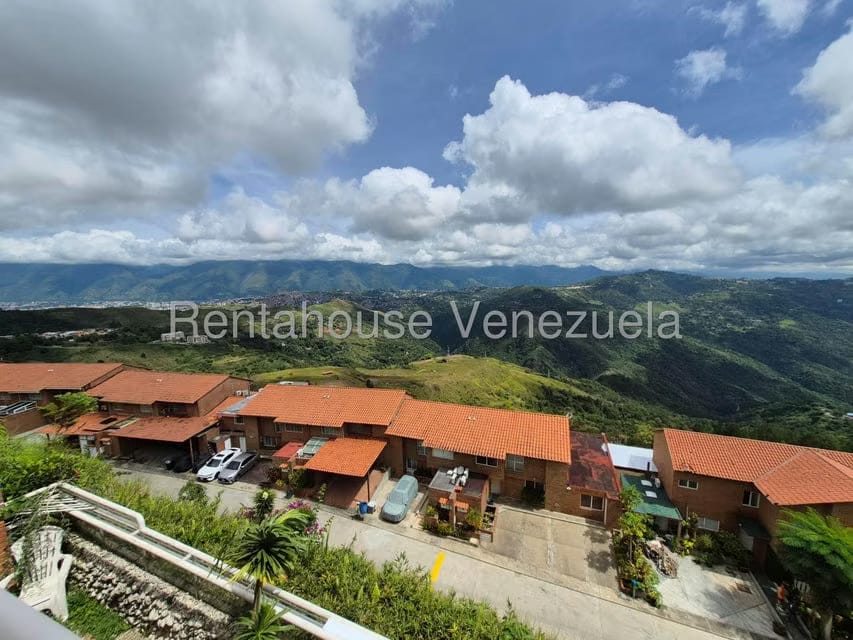 Townhouse (Duplex) en Venta en Loma Linda, Distrito Metropolitano - 25