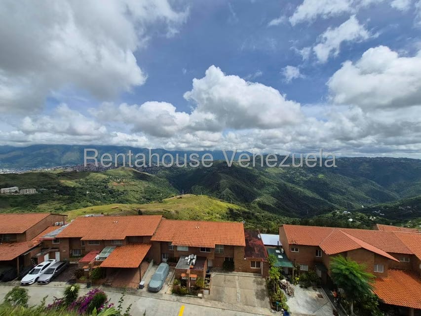 Townhouse (Duplex) en Venta en Loma Linda, Distrito Metropolitano - 37