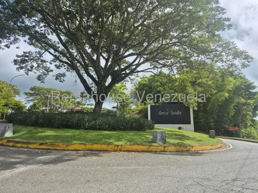 Townhouse (Duplex) en Venta en Loma Linda, Distrito Metropolitano - 47