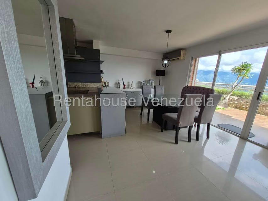 Townhouse (Duplex) en Venta en Loma Linda, Distrito Metropolitano - 9