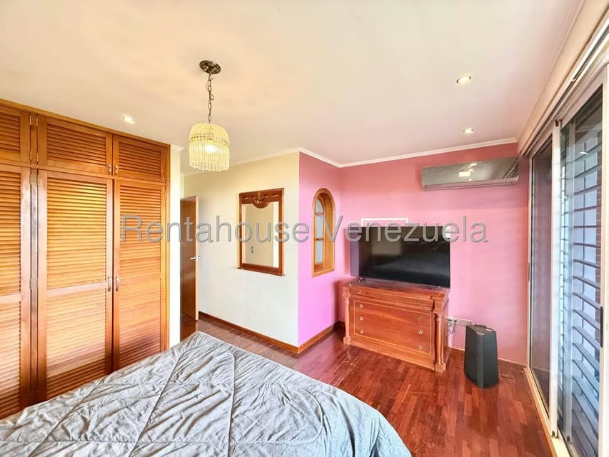 Apartamento (Duplex) en Venta en Lomas de La Lagunita, Distrito Metropolitano - 10