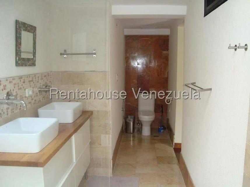 Apartamento (Duplex) en Alquiler en Oripoto, Distrito Metropolitano - 10