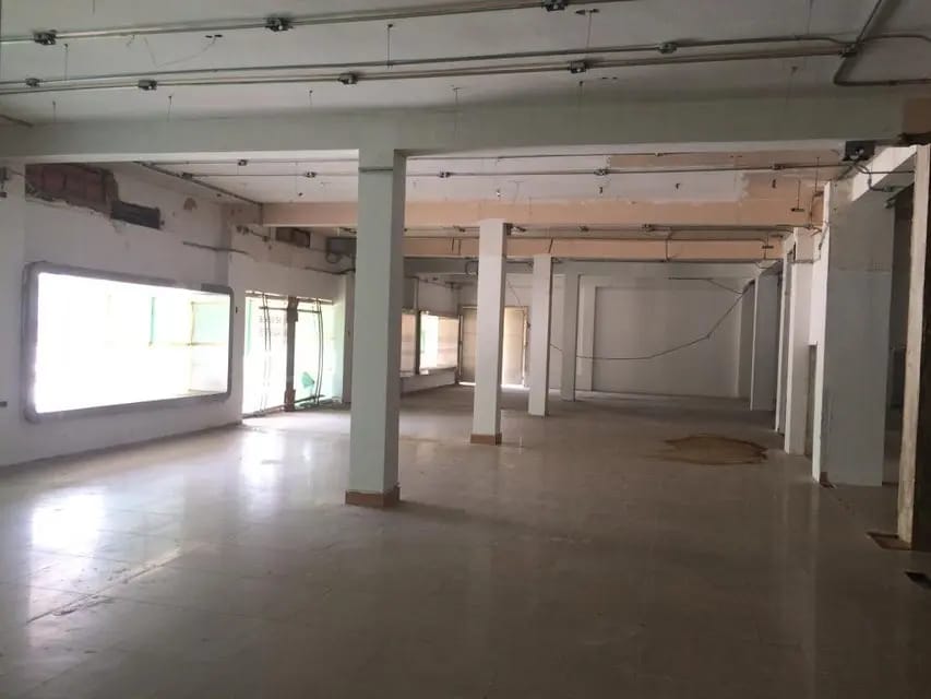 Comercial (Local Comercial) en Venta en Avenida Bella Vista, Zulia - 11