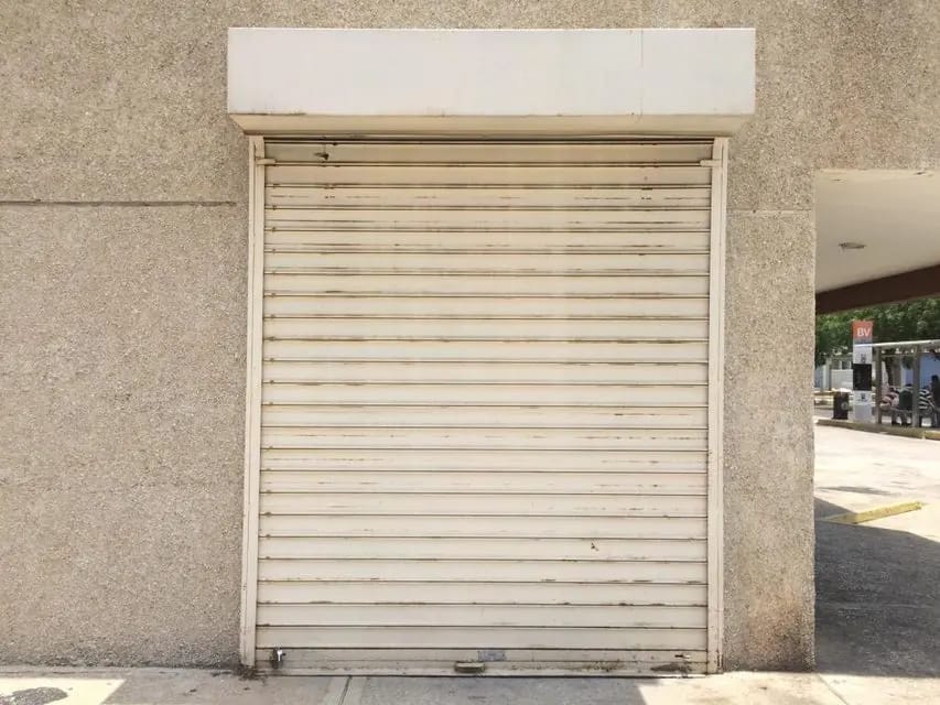 Comercial (Local Comercial) en Venta en Avenida Bella Vista, Zulia - 4