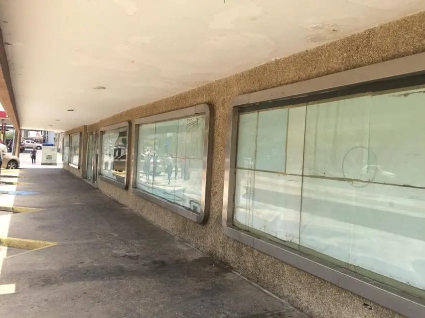 Comercial (Local Comercial) en Venta en Avenida Bella Vista, Zulia - 5
