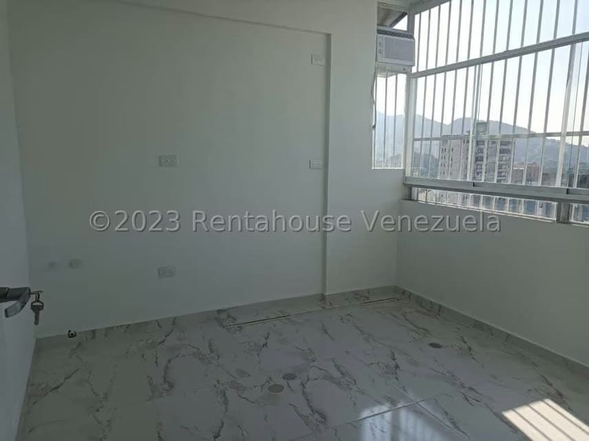 Comercial (Consultorio Medico) en Alquiler en Los Sauces, Carabobo - 14