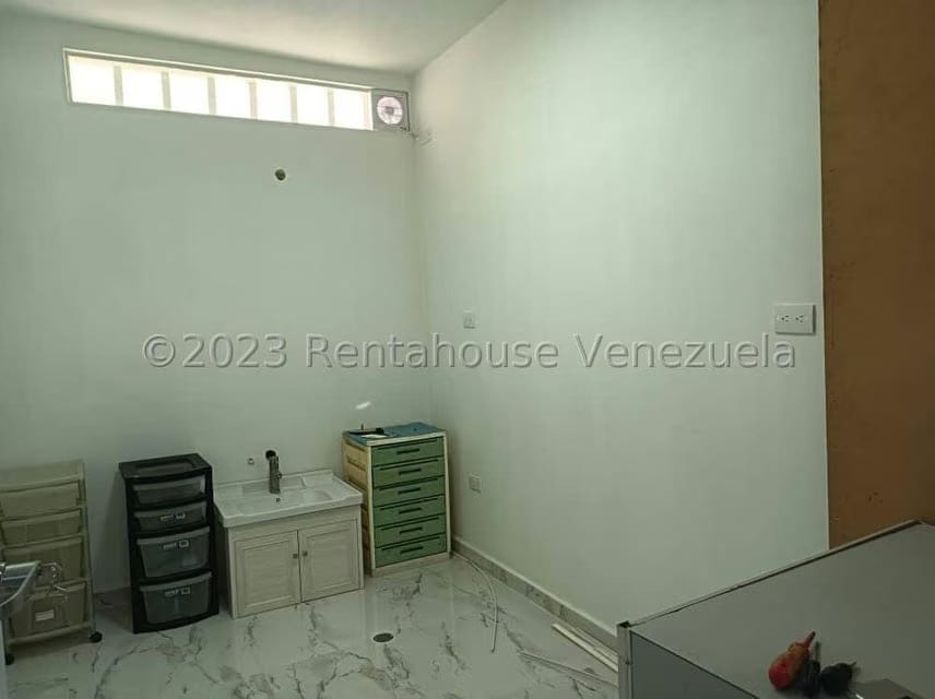 Comercial (Consultorio Medico) en Alquiler en Los Sauces, Carabobo - 10