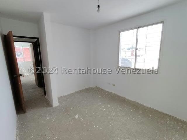 Casa (Duplex) en Venta en Ciudad Roca, Lara - 2