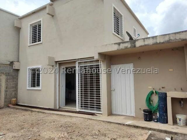 Casa (Duplex) en Venta en Ciudad Roca, Lara - 15