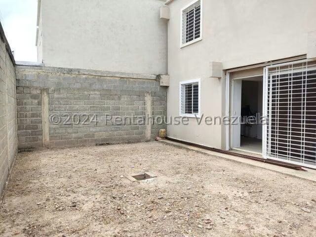 Casa (Duplex) en Venta en Ciudad Roca, Lara - 17