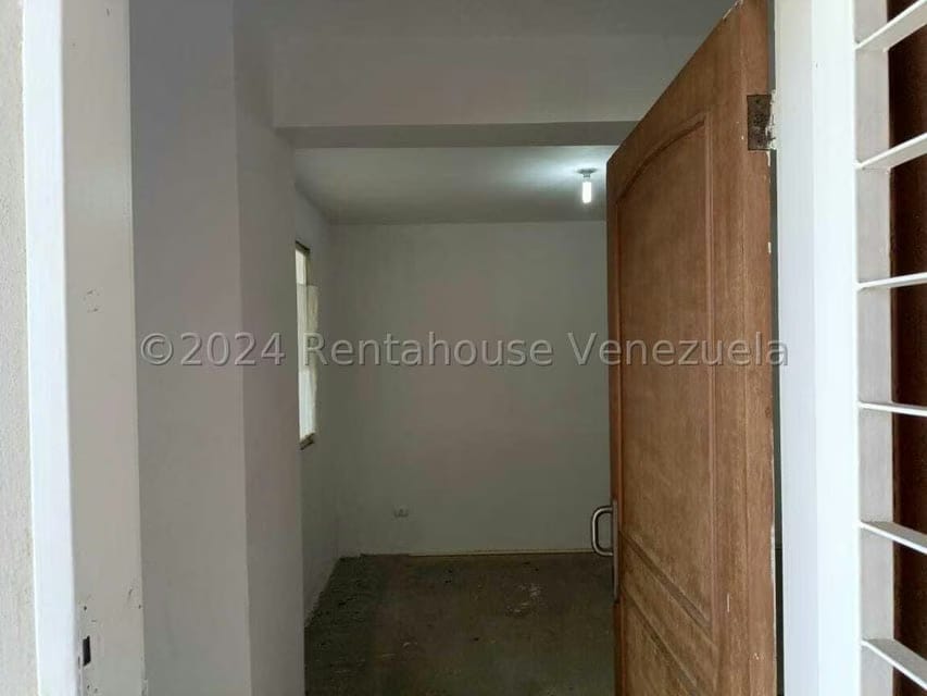 Casa (Duplex) en Venta en Ciudad Roca, Lara - 8
