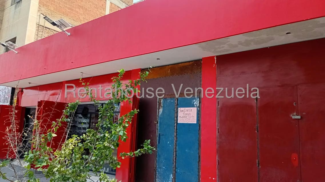 Comercial (Local Comercial) en Venta en Centro, Lara - 2