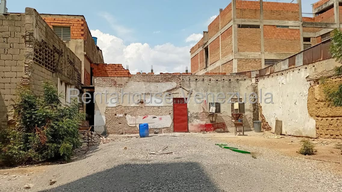 Comercial (Local Comercial) en Venta en Centro, Lara - 27