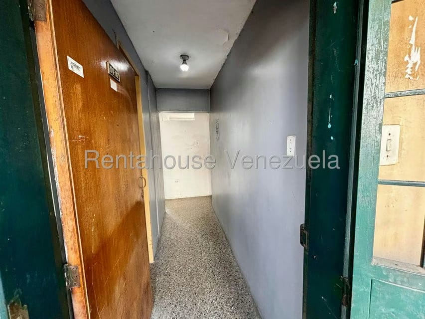 Apartamento (1 Nivel) en Venta en Centro, Lara - 12