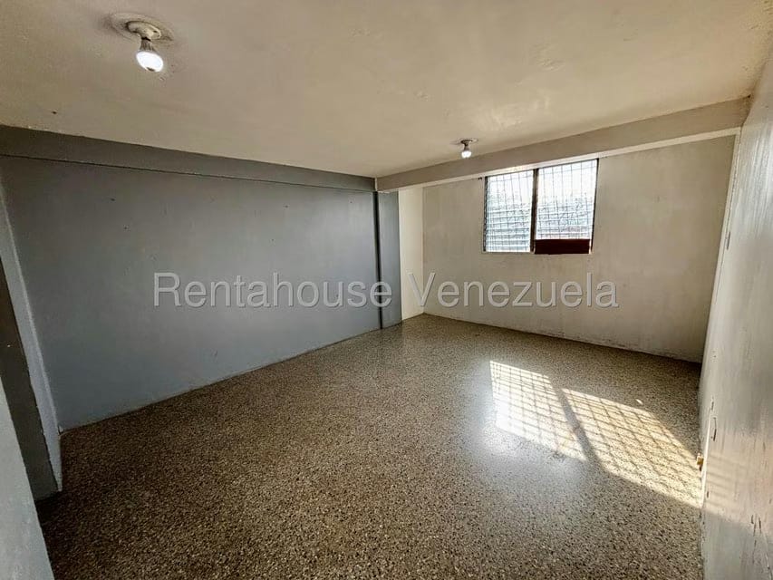 Apartamento (1 Nivel) en Venta en Centro, Lara - 5