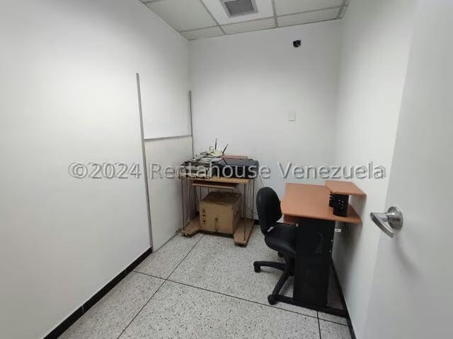 Comercial (Local Comercial) en Venta en Las Acacias, Carabobo - 17