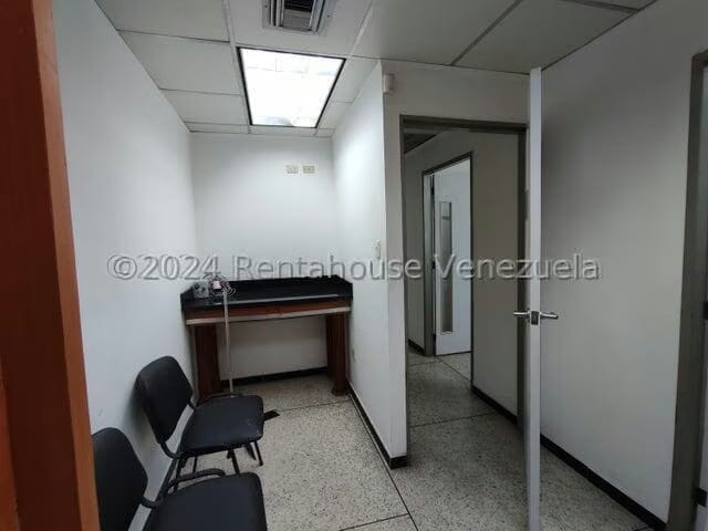 Comercial (Local Comercial) en Venta en Las Acacias, Carabobo - 53