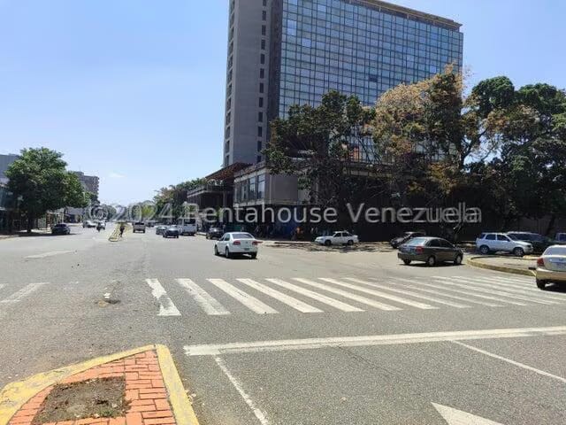 Comercial (Local Comercial) en Venta en Las Acacias, Carabobo - 78