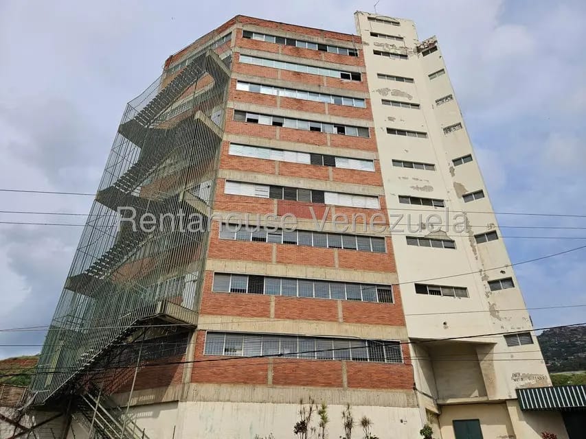 Comercial (Oficina) en Venta en La Yaguara, Distrito Metropolitano - 2