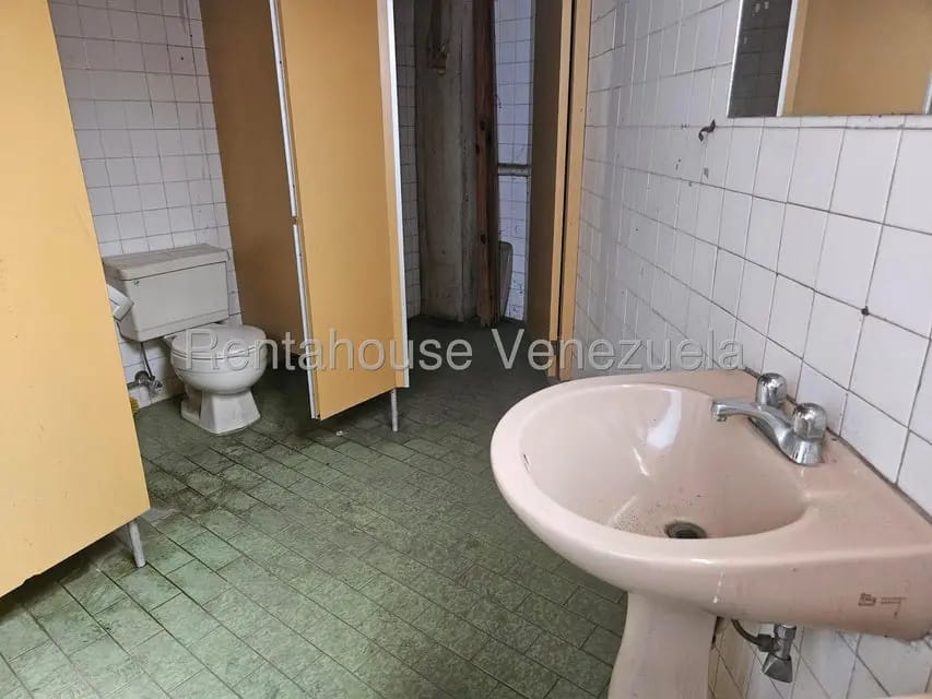 Comercial (Oficina) en Venta en La Yaguara, Distrito Metropolitano - 13