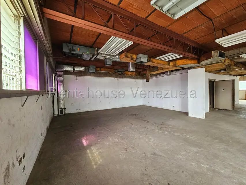 Comercial (Oficina) en Venta en La Yaguara, Distrito Metropolitano - 16