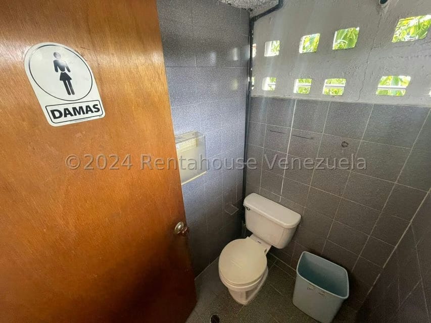 Comercial (Edificio) en Venta en Guatire, Miranda - 12
