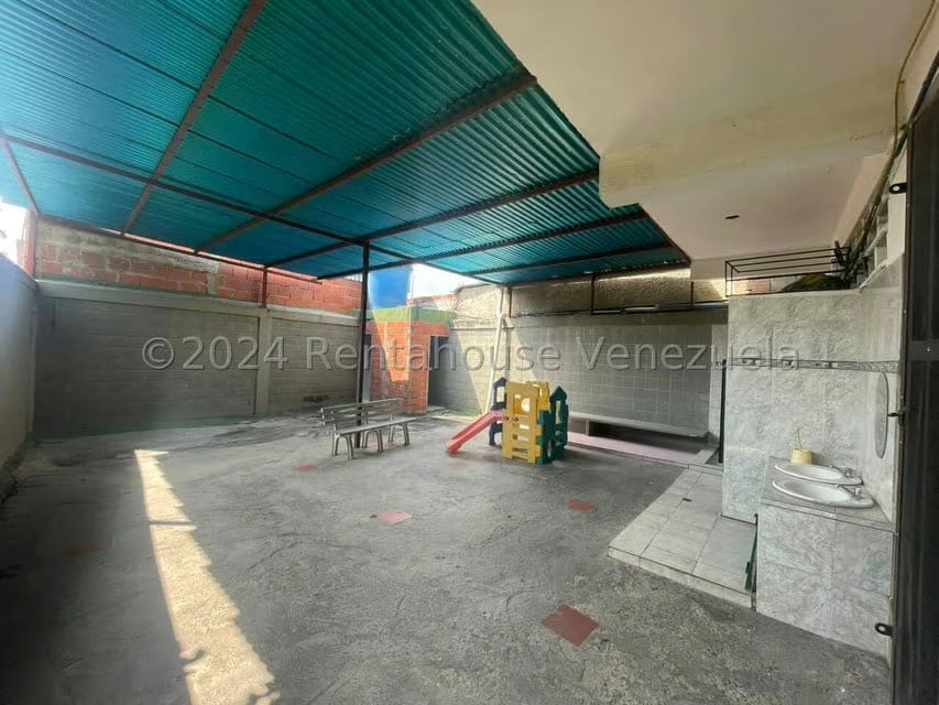 Comercial (Edificio) en Venta en Guatire, Miranda - 17