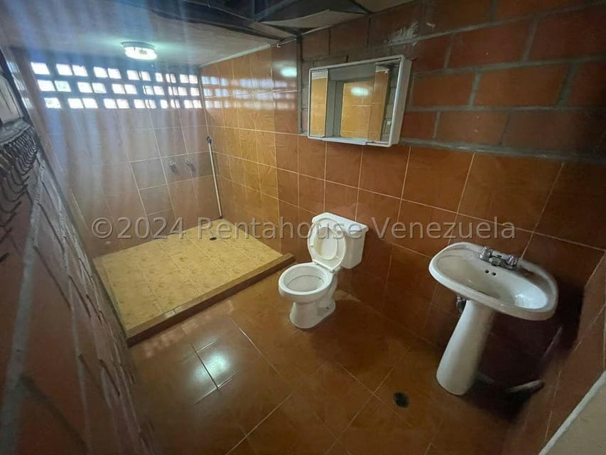 Comercial (Edificio) en Venta en Guatire, Miranda - 20