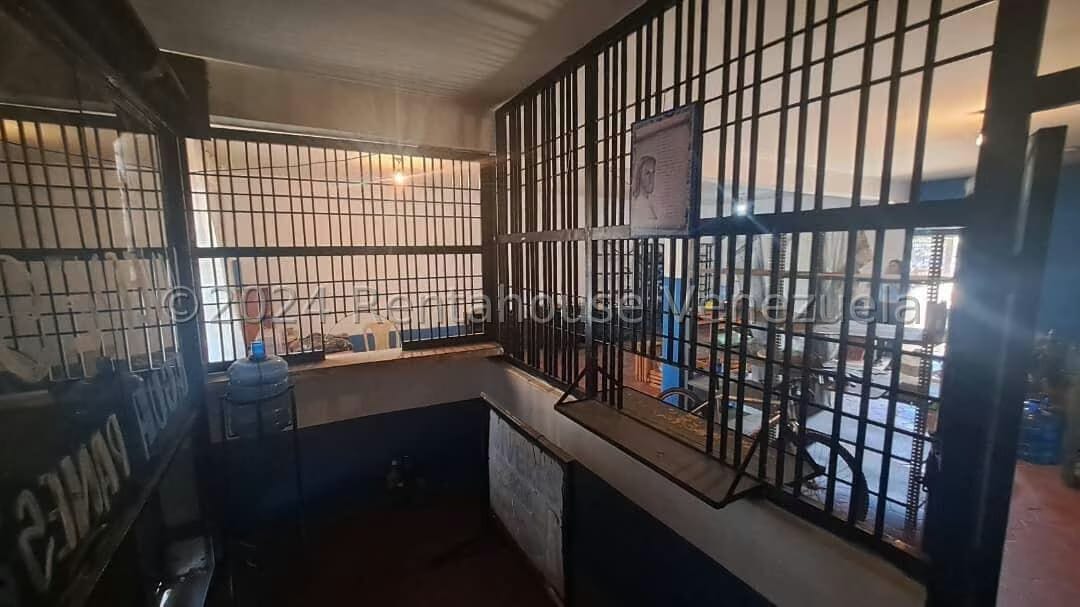Casa (Multipes Niveles) en Venta en Carretera O, Zulia - 3