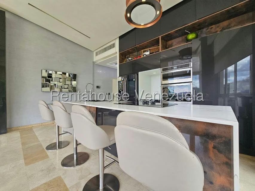 Apartamento (1 Nivel) en Venta en Solar del Hatillo, Distrito Metropolitano - 21