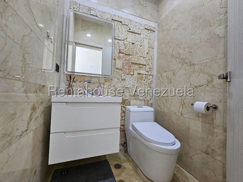 Apartamento (1 Nivel) en Venta en Solar del Hatillo, Distrito Metropolitano - 33