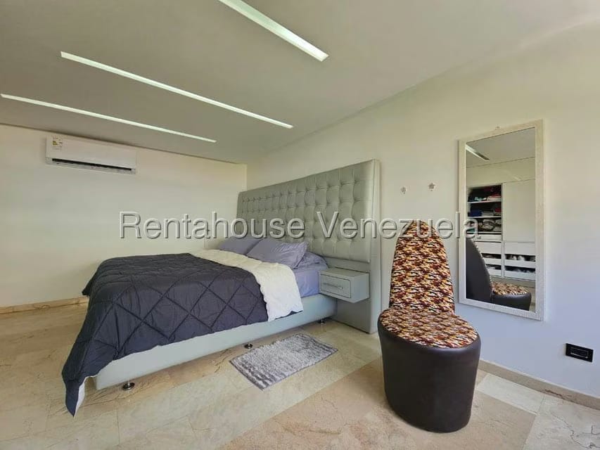 Apartamento (1 Nivel) en Venta en Solar del Hatillo, Distrito Metropolitano - 37