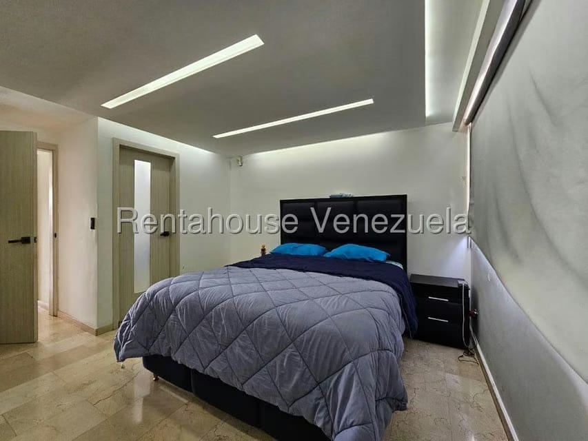Apartamento (1 Nivel) en Venta en Solar del Hatillo, Distrito Metropolitano - 42