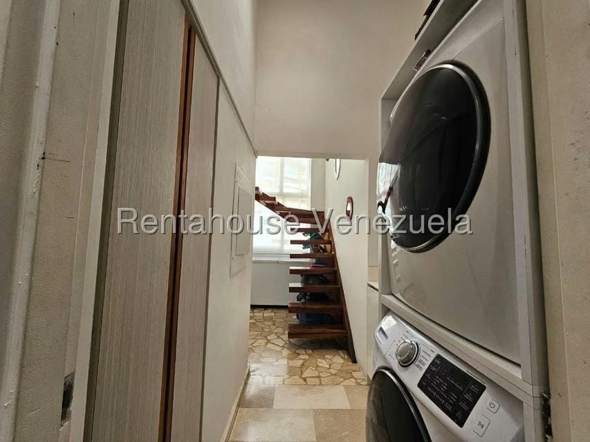 Apartamento (1 Nivel) en Venta en Solar del Hatillo, Distrito Metropolitano - 46