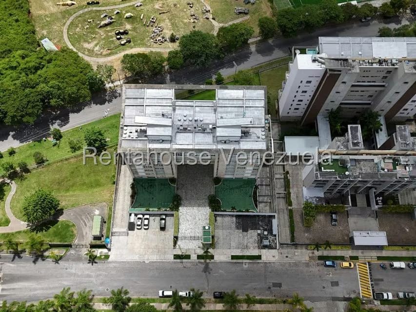 Apartamento (1 Nivel) en Venta en Solar del Hatillo, Distrito Metropolitano - 52