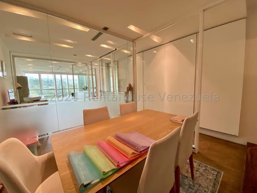 Comercial (Oficina) en Alquiler en Lomas de La Lagunita, Distrito Metropolitano - 9