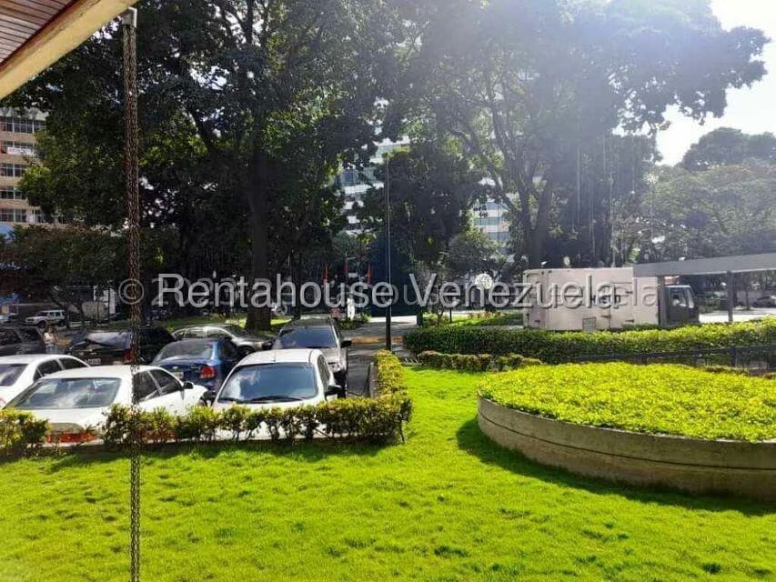 Comercial (Local Comercial) en Alquiler en La Castellana, Distrito Metropolitano - 18