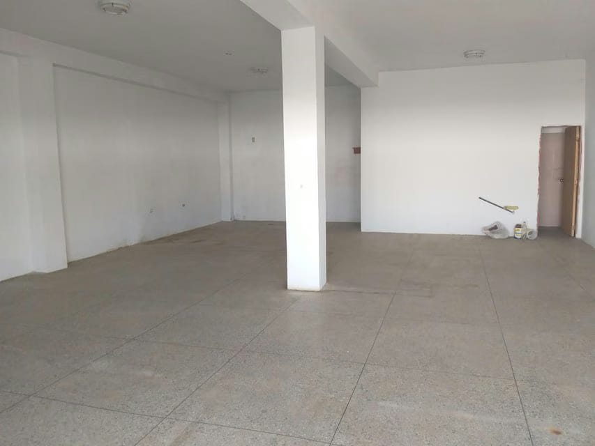 Comercial (Local Comercial) en Venta en Bello Monte, Zulia - 2