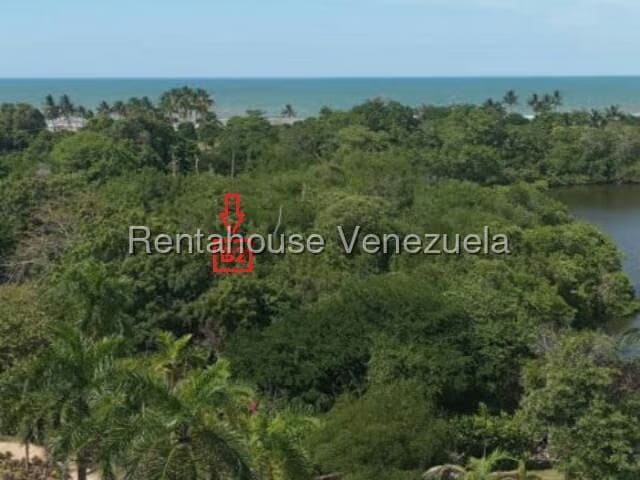 Terreno (Residencial) en Venta en Los Canales de Rio Chico, Miranda - 3
