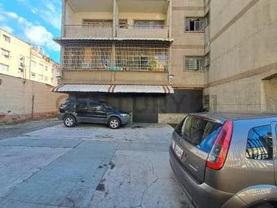 Local Comercial en VENTA ubicado en Bello Monte Norte, El Recreo - 2