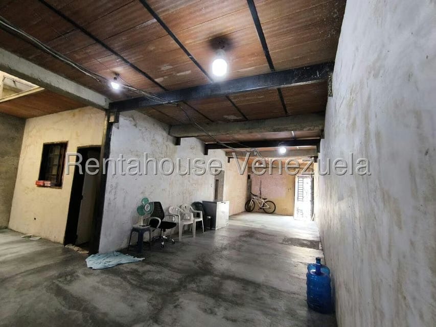 Casa (Duplex) en Venta en Centro, Carabobo - 25