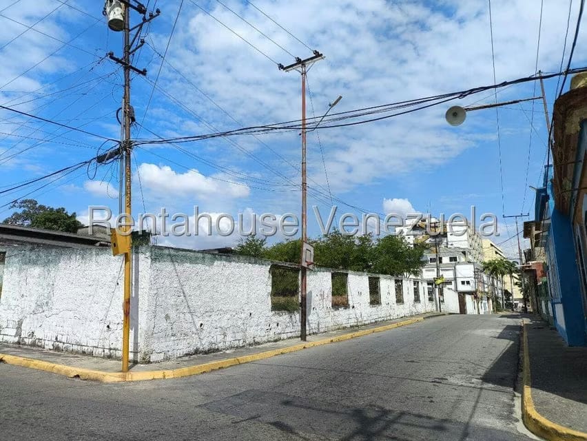 Casa (Duplex) en Venta en Centro, Carabobo - 26