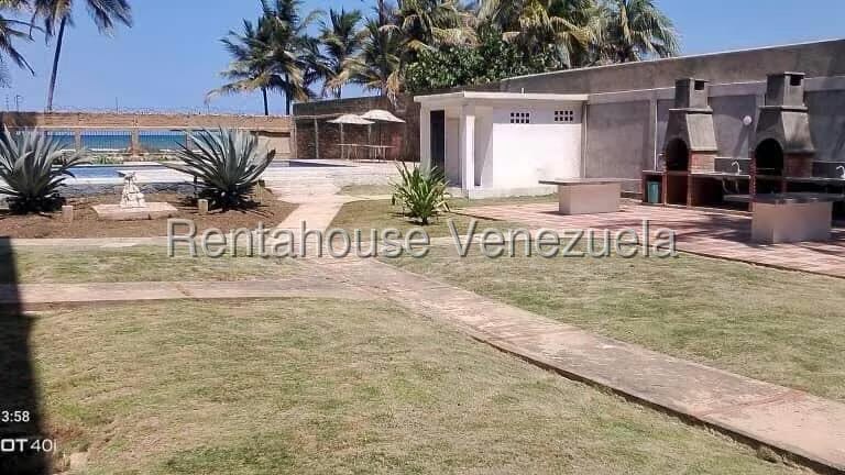 Apartamento (1 Nivel) en Venta en Tucacas, Falcon - 26