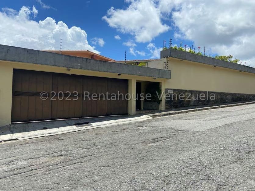 CASA EN VENTA SELENE MARIN – MLS#24-3049