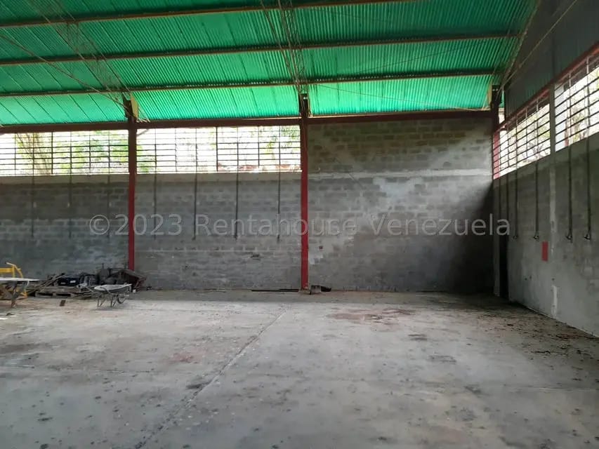Comercial (Galpon - Deposito) en Venta en Las Mercedes, Miranda - 24
