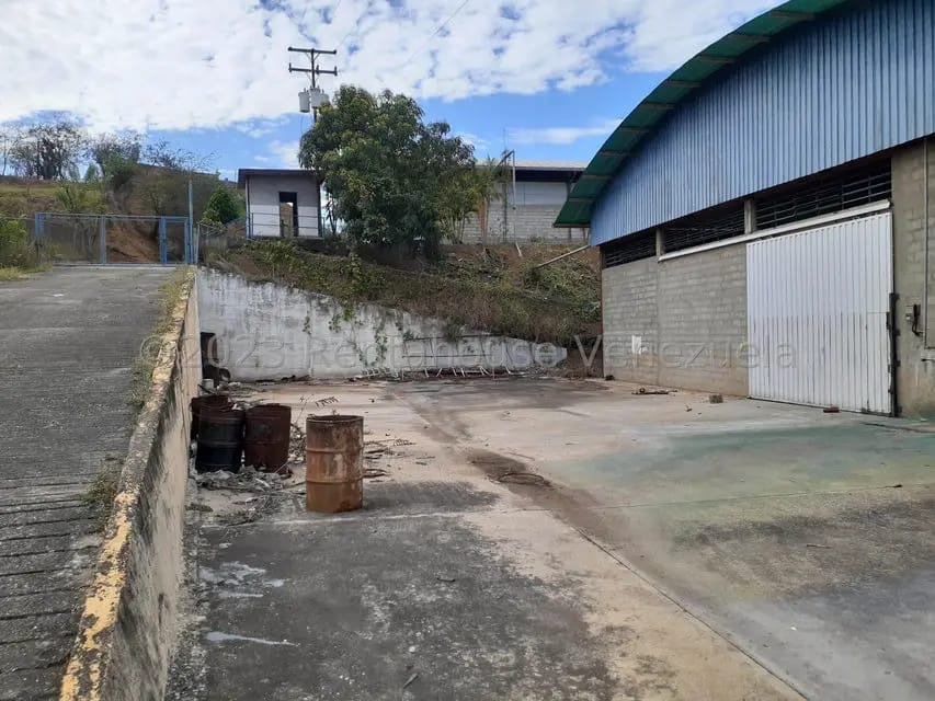 Comercial (Galpon - Deposito) en Venta en Las Mercedes, Miranda - 27