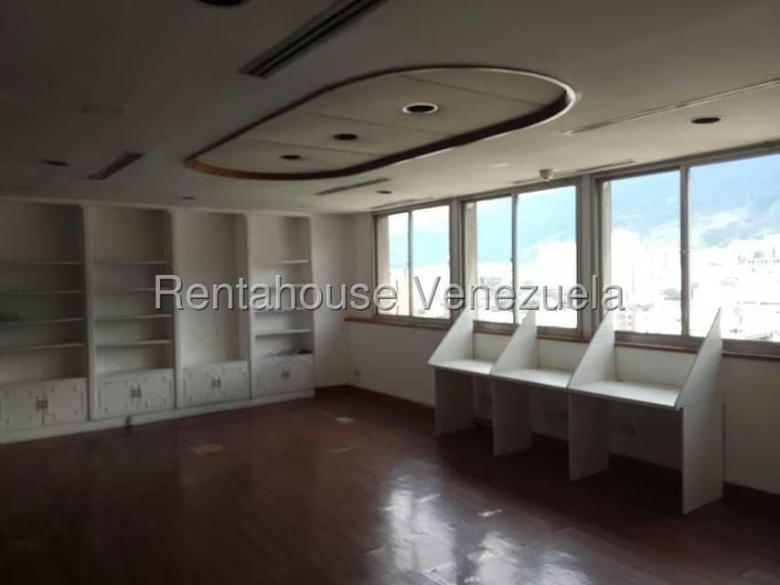 Comercial (Oficina) en Alquiler en Plaza Venezuela, Distrito Metropolitano - 13