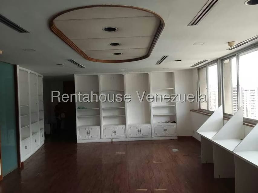 Comercial (Oficina) en Alquiler en Plaza Venezuela, Distrito Metropolitano - 14