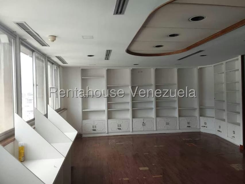 Comercial (Oficina) en Alquiler en Plaza Venezuela, Distrito Metropolitano - 15